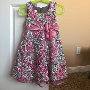 Girls special occasion party dress
